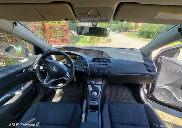 Honda Civic cena 24800 przebieg: 152000, rok produkcji 2009 z Pajęczno małe 232